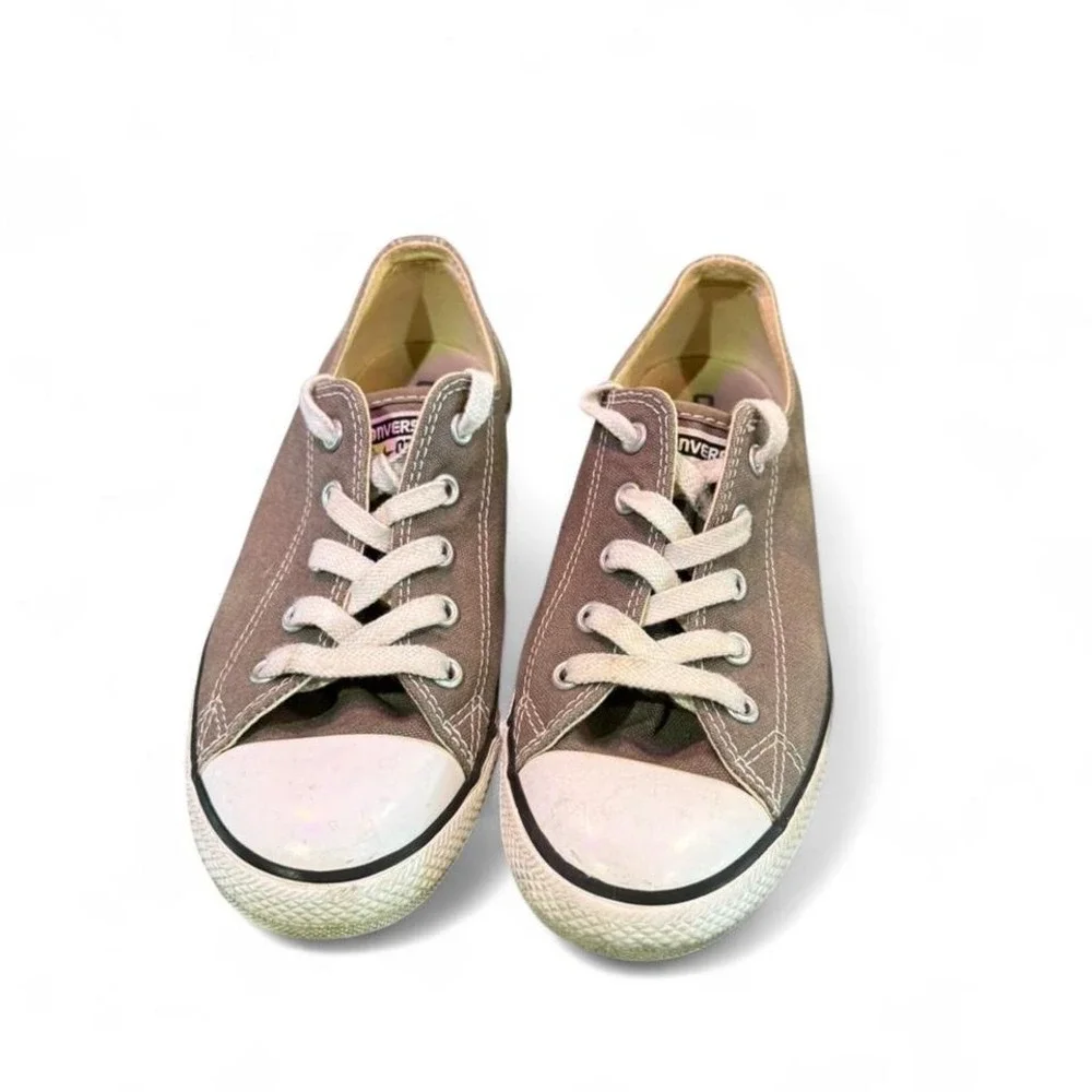 Converse gray low